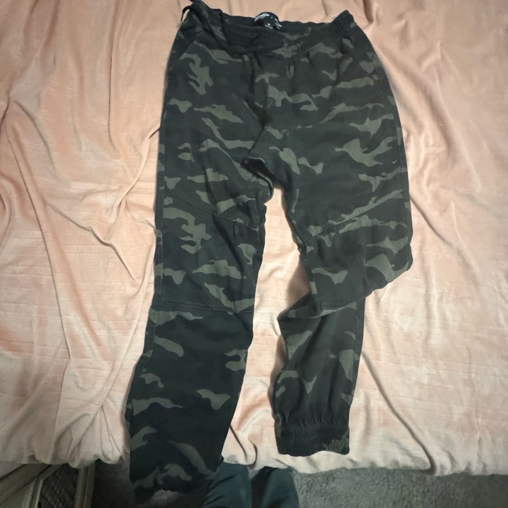 Brooklyn Cloth Green Camouflage Joggers